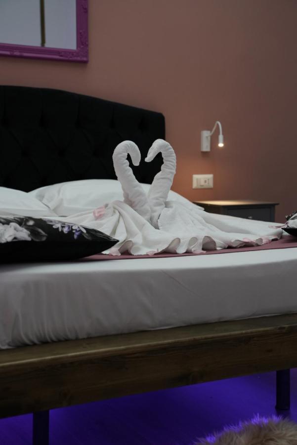 Airport Suite Katanya Dış mekan fotoğraf