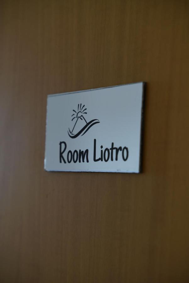 Airport Suite Katanya Dış mekan fotoğraf